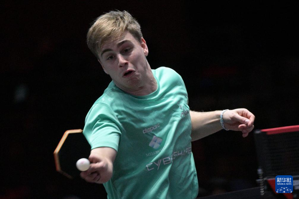 全场低迷 全场低迷