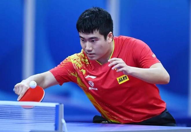 选择他作为 选择他作为