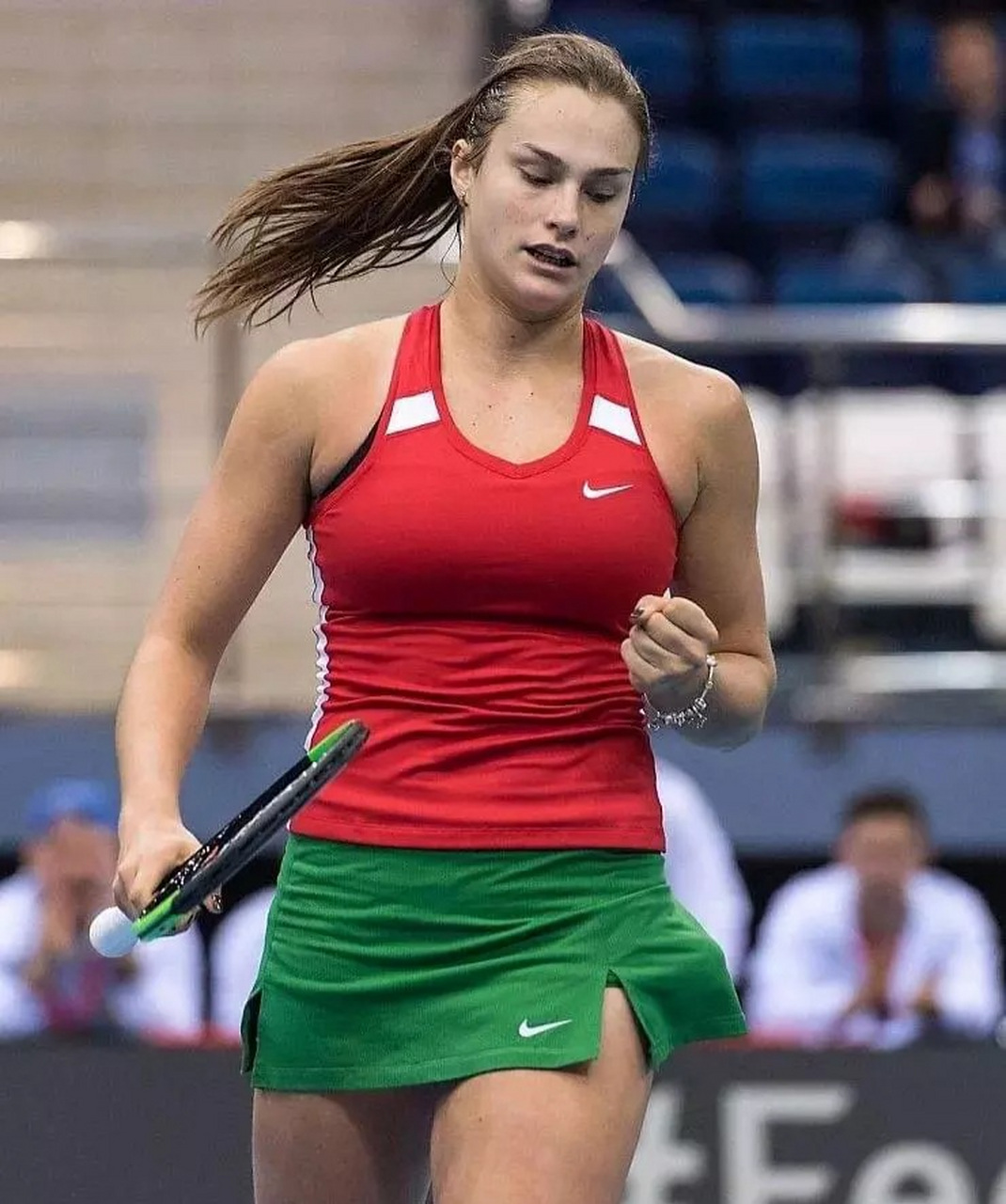 给了对手快 给了对手快